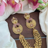 Bridal Peacock Jada Billai with Golden Pearl Maatil-Bun Billai-Red-G13086